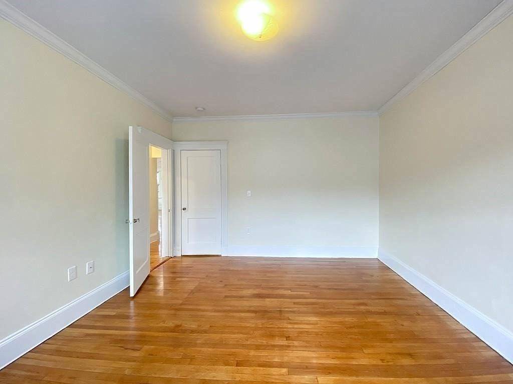 Brookline, MA 02445,797 Washington #2