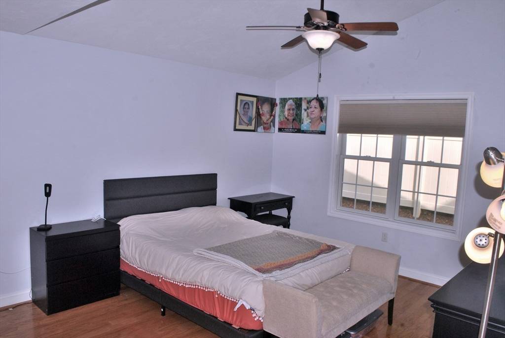 Tewksbury, MA 01876,11 Rockingham Dr #11