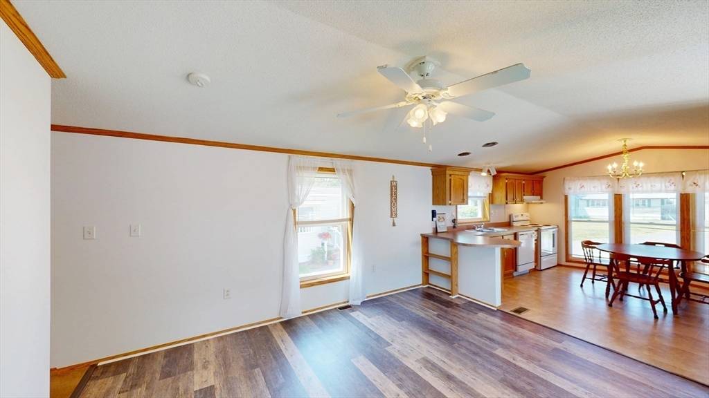 Pepperell, MA 01463,6 Mason #lot 9