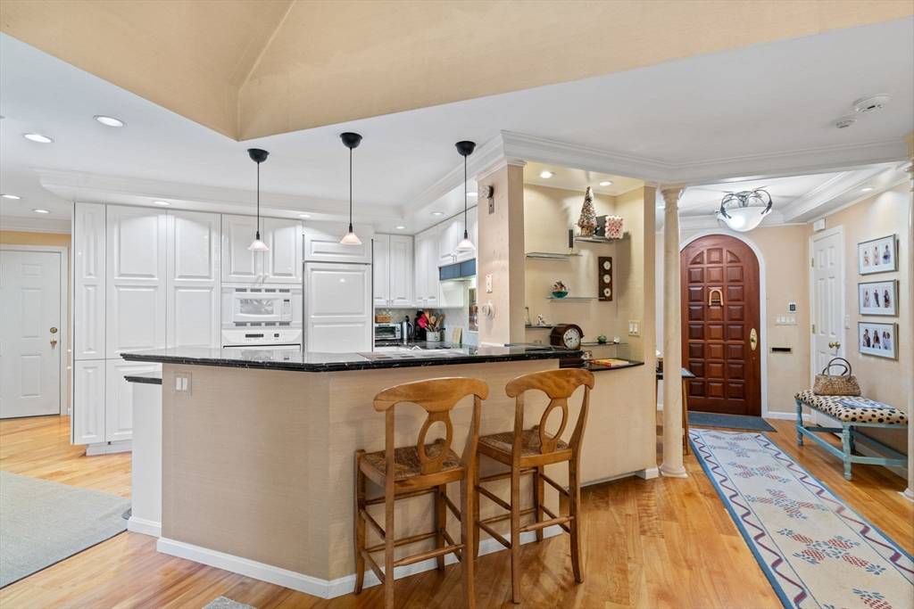 Newton, MA 02459,24 Manor House Road #A