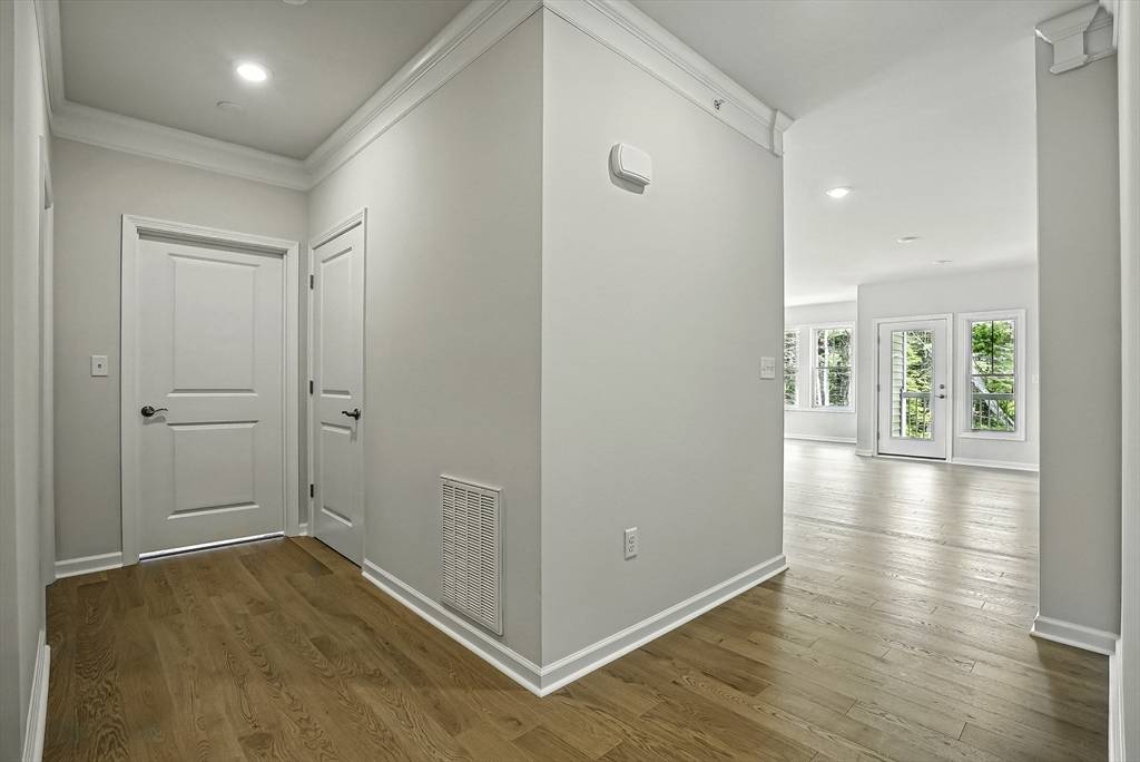 Grafton, MA 01536,4 Winslow Lane #407