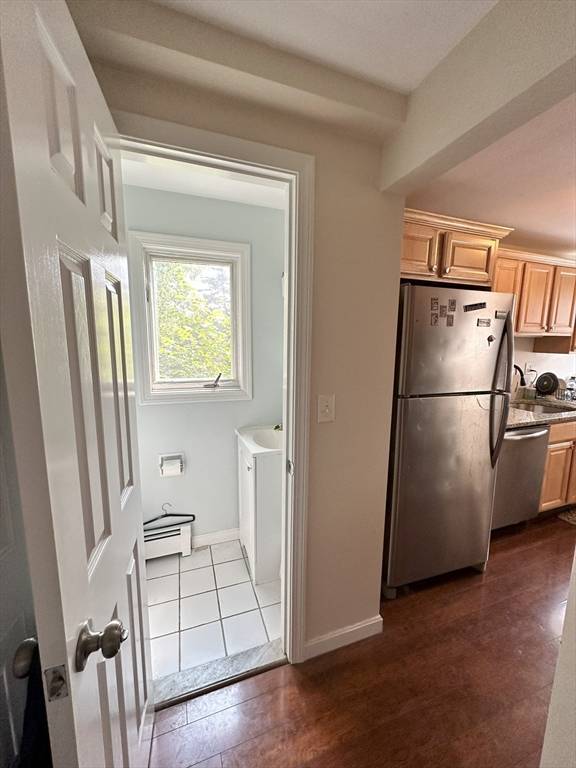 Watertown, MA 02472,93 Spring St #25