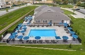 Westborough, MA 01581,3 Peters Farm Way #210