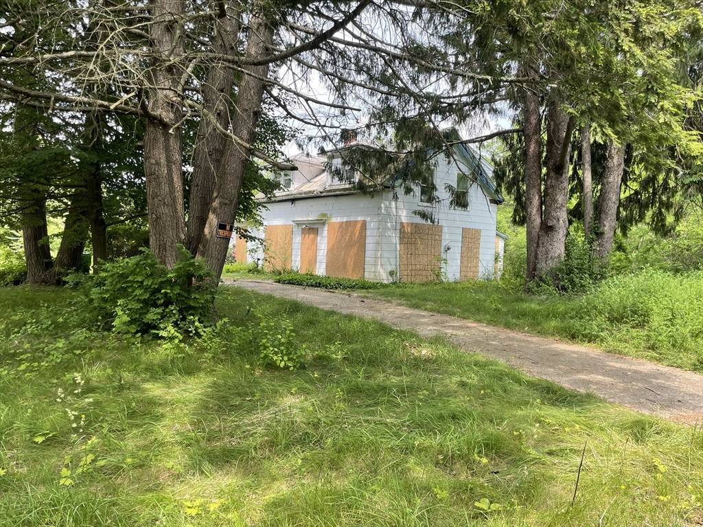 Upton, MA 01568,12-B Milford Street