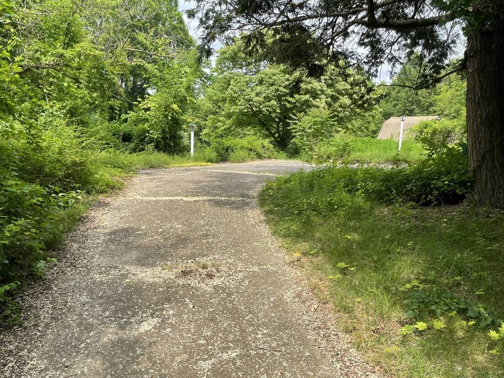 Upton, MA 01568,12-B Milford Street