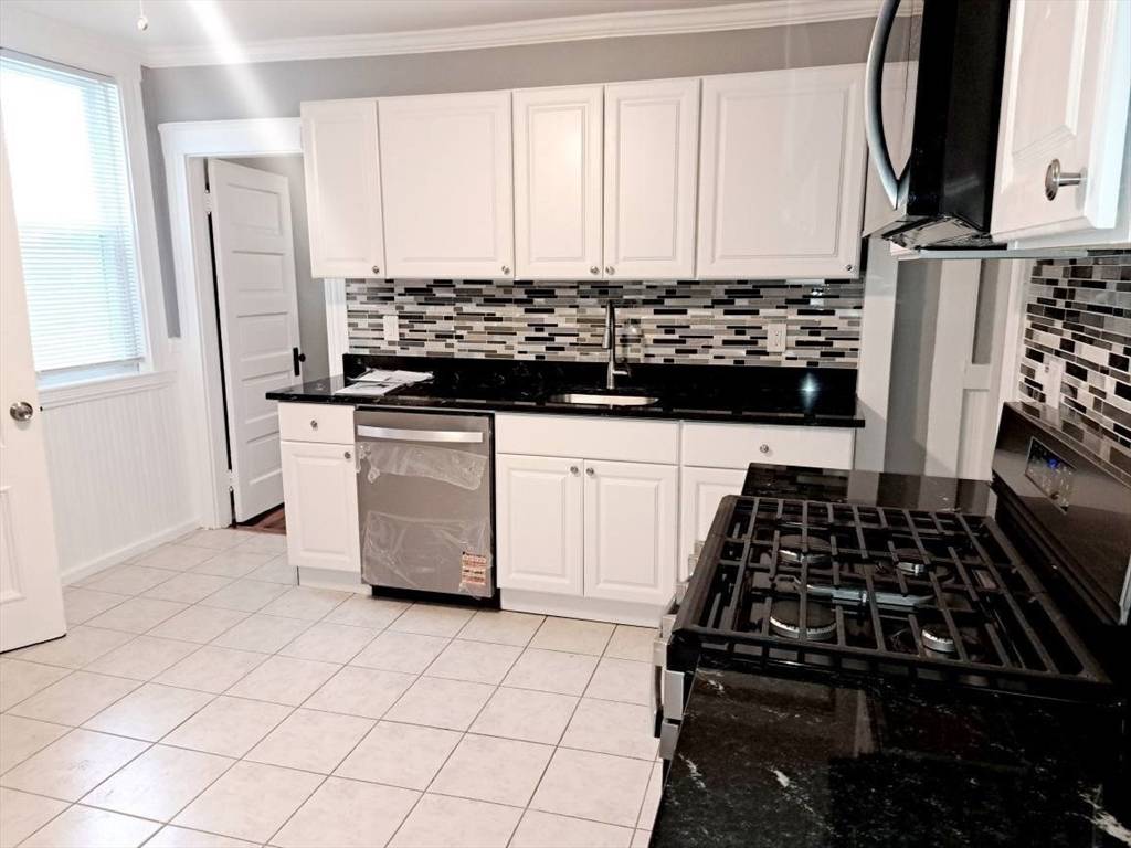 Lexington, MA 02420,110 Bow St #1