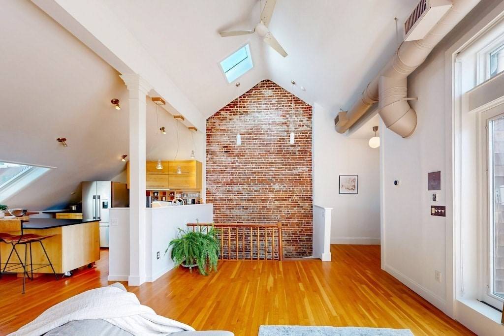Boston, MA 02118,1666 Washington St #3