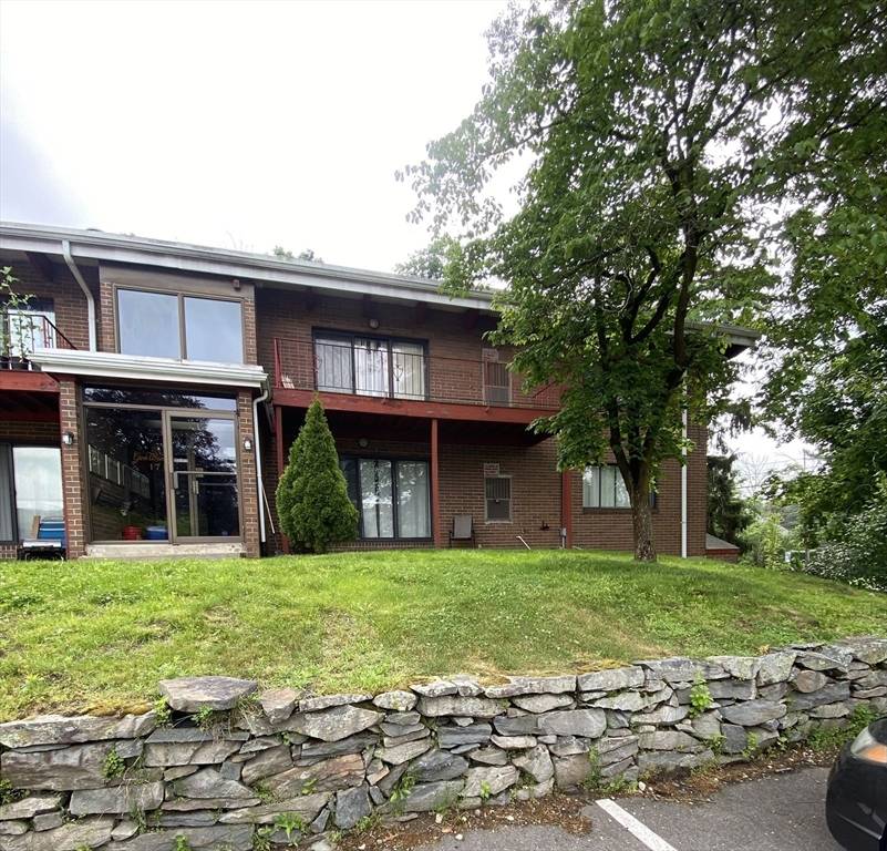 Taunton, MA 02780,171 Highland St #208