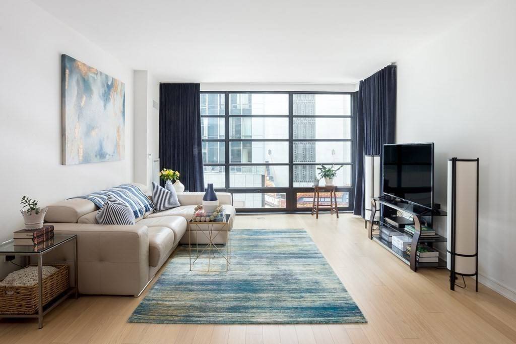 Boston, MA 02111,580 Washington St #310