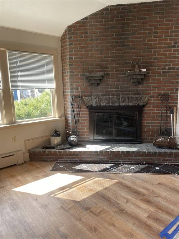 Gloucester, MA 01930,374 Main St #2