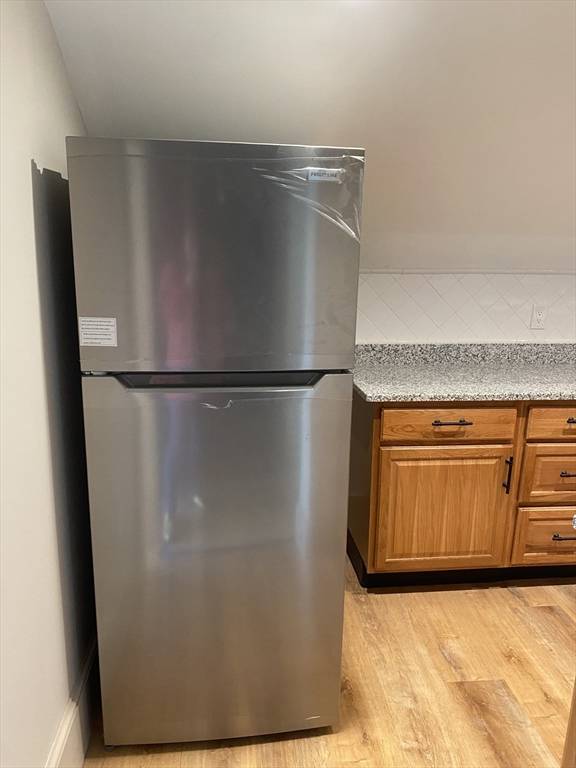 Gloucester, MA 01930,374 Main St #2