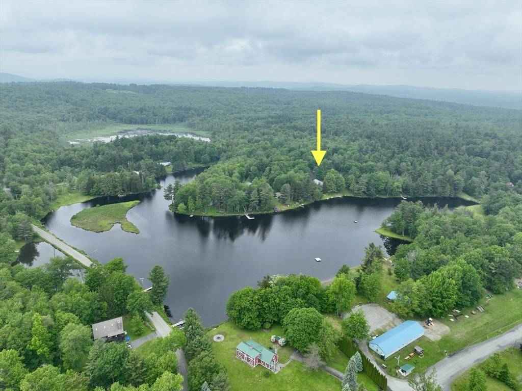 Heath, MA 01346,40 Papoose Lake Dr
