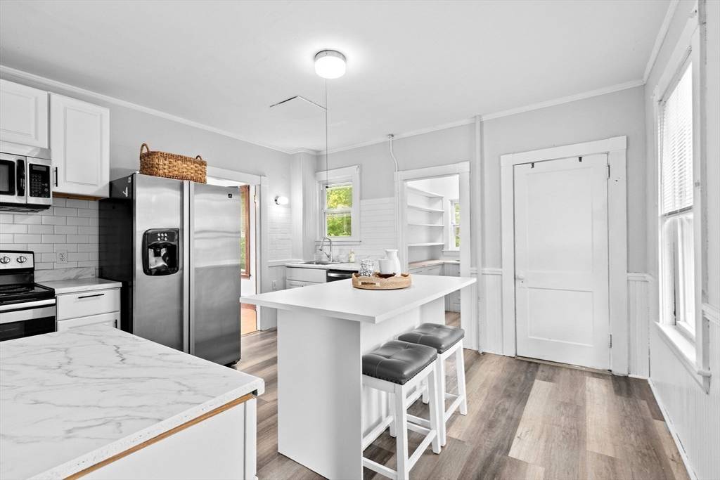Rockland, MA 02370,181 Myrtle St