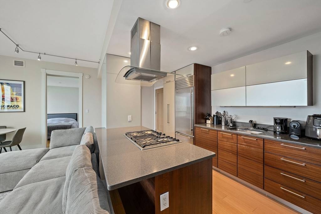 Boston, MA 02108,45 Province St #2207