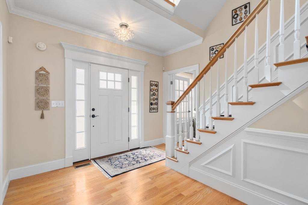 Needham, MA 02492,50 Sterling Rd