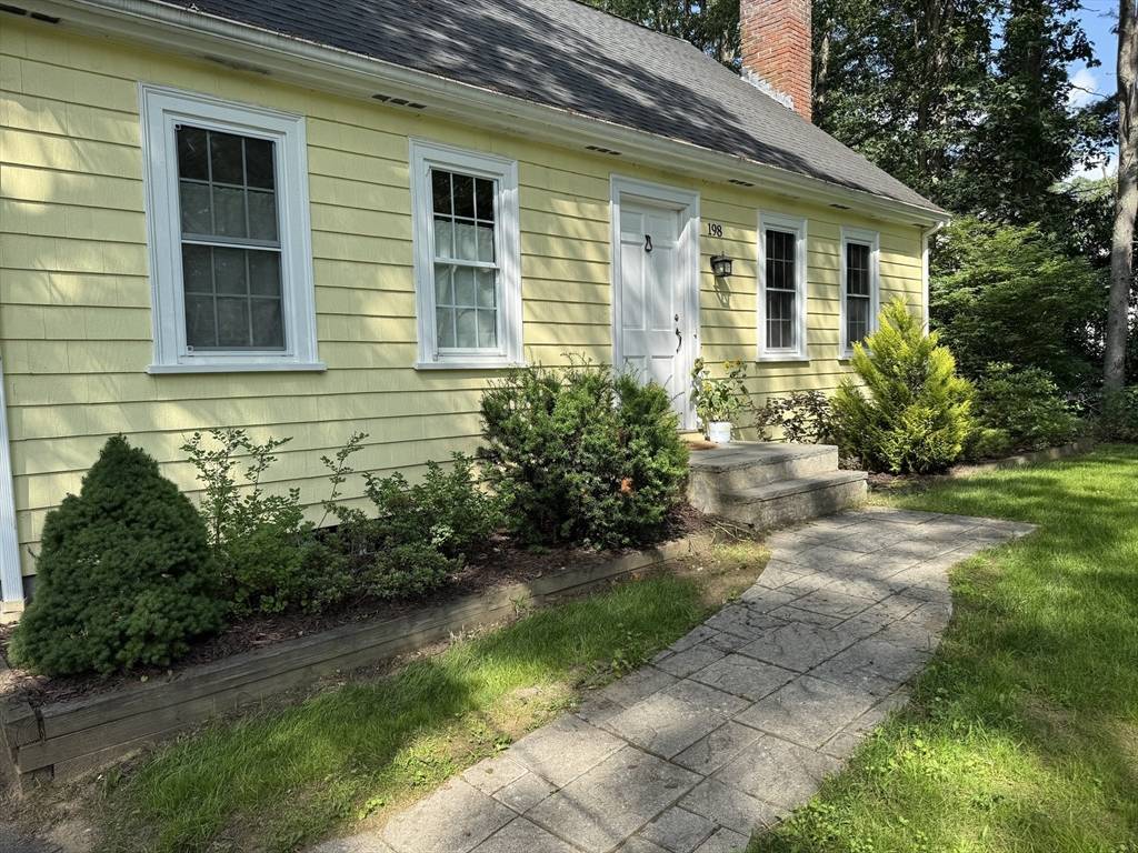 Sudbury, MA 01776,198 Pratts Mill Rd