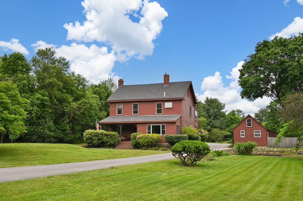 Hamilton, MA 01982,44 Moulton Street