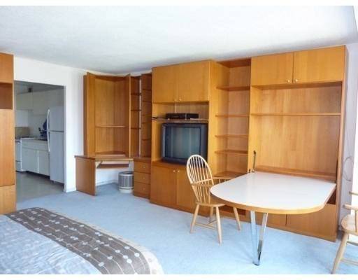 Brookline, MA 02445,44 Washington St #905