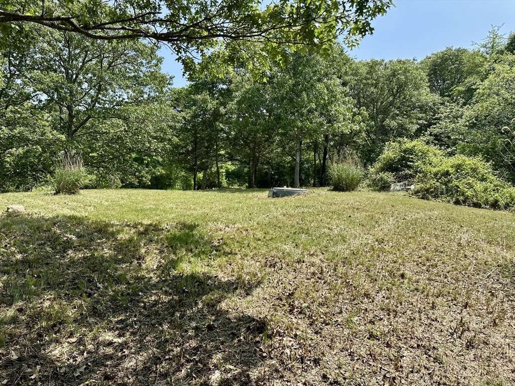 Aquinnah, MA 02535,0 Jeffers