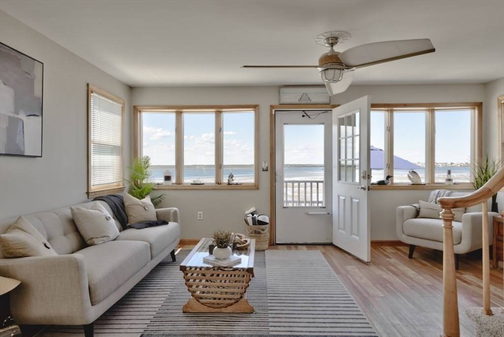 Seabrook, NH 03874,18 River St