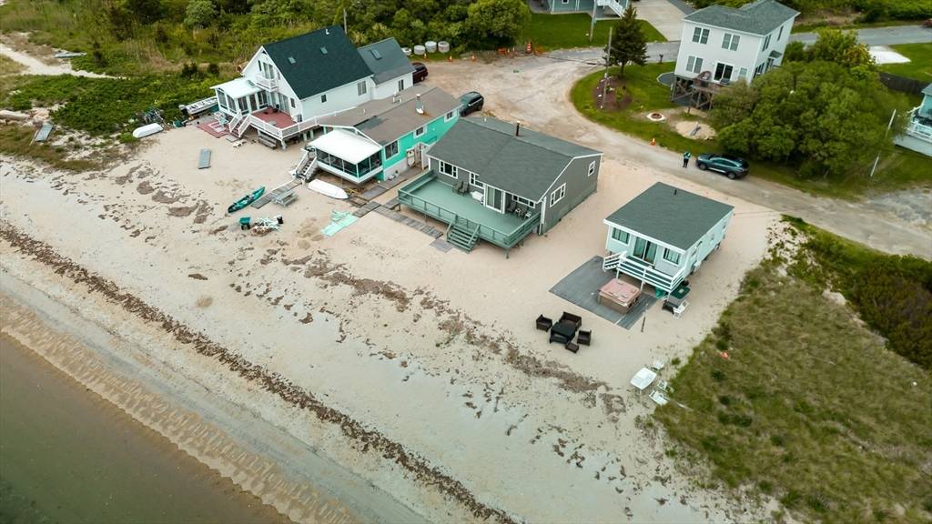 Fairhaven, MA 02719,28 Cove St