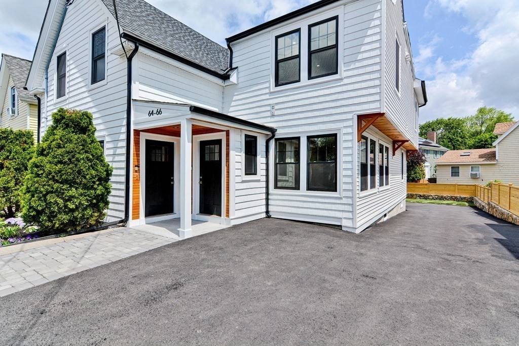 Swampscott, MA 01907,64 Crescent Street #1