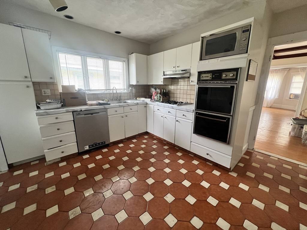Cambridge, MA 02138,419-421 Concord Ave #2
