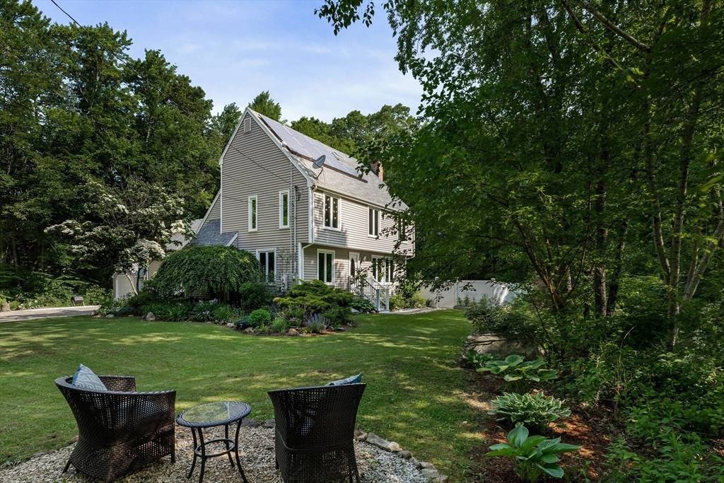 Mendon, MA 01756,61 Northbridge Rd