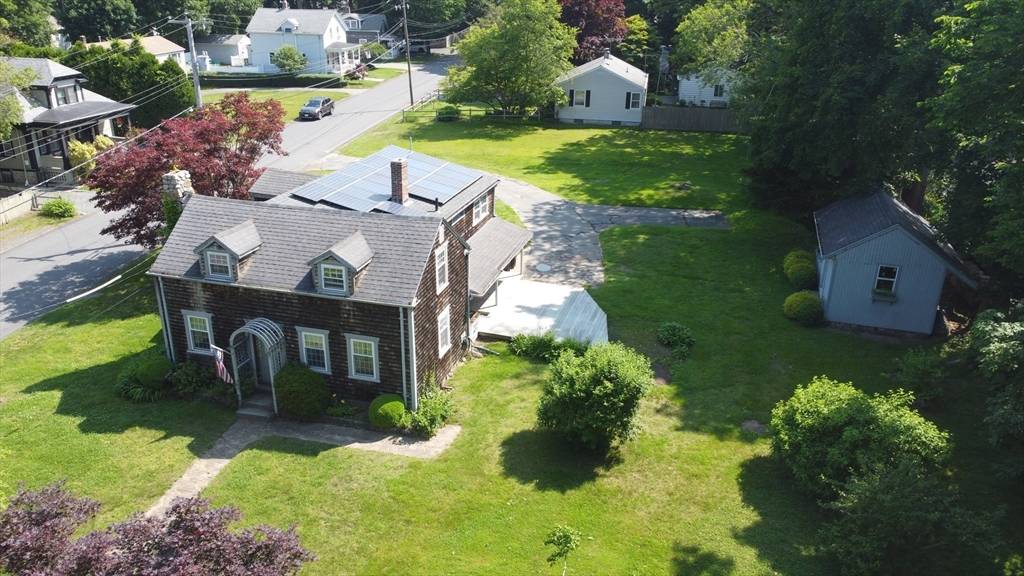 Dartmouth, MA 02747,590 Slocum Rd