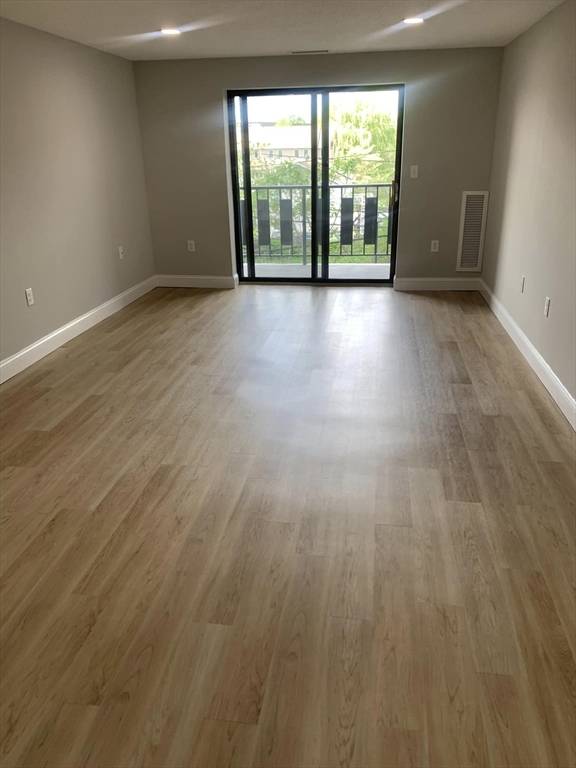 Revere, MA 02151,2 Ocean #305