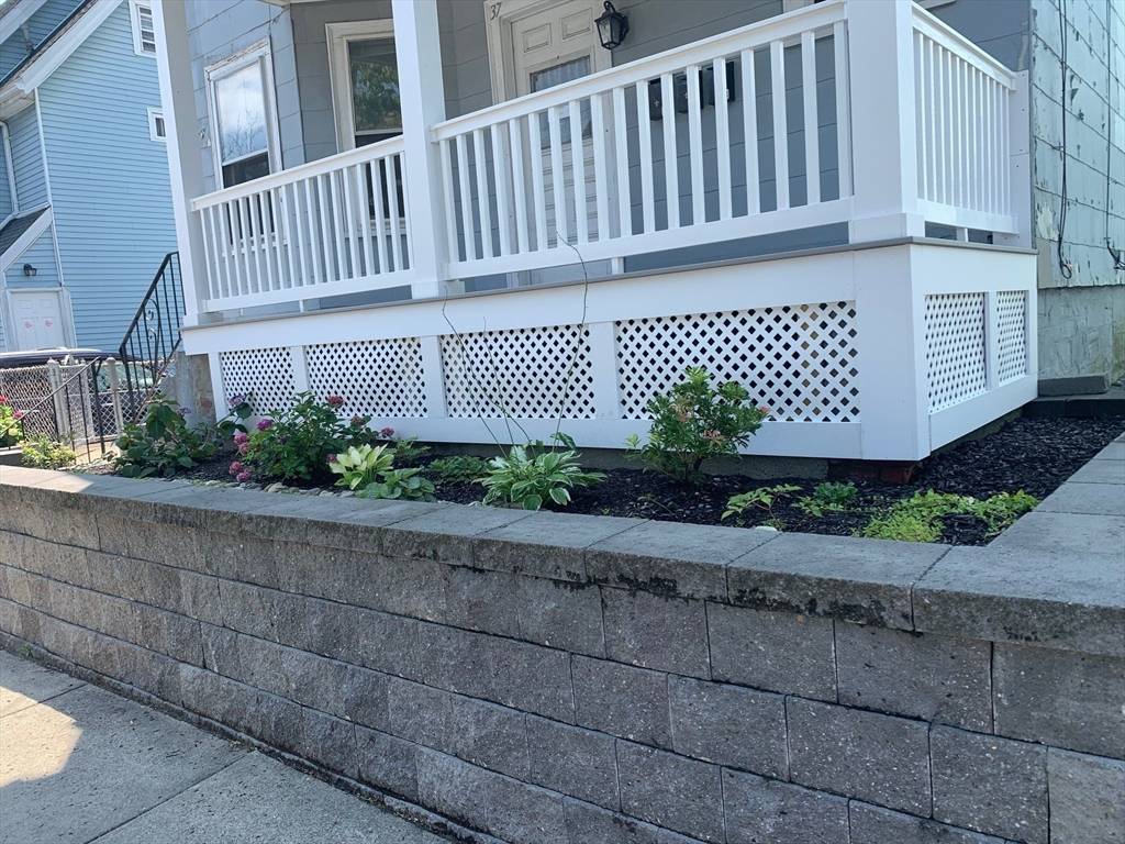 Medford, MA 02155,35 Joseph St #2