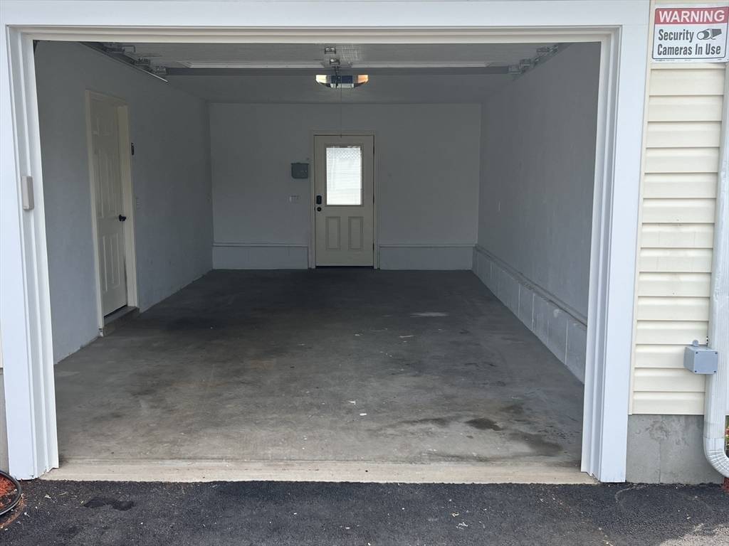 Fall River, MA 02724,49 Woodman St