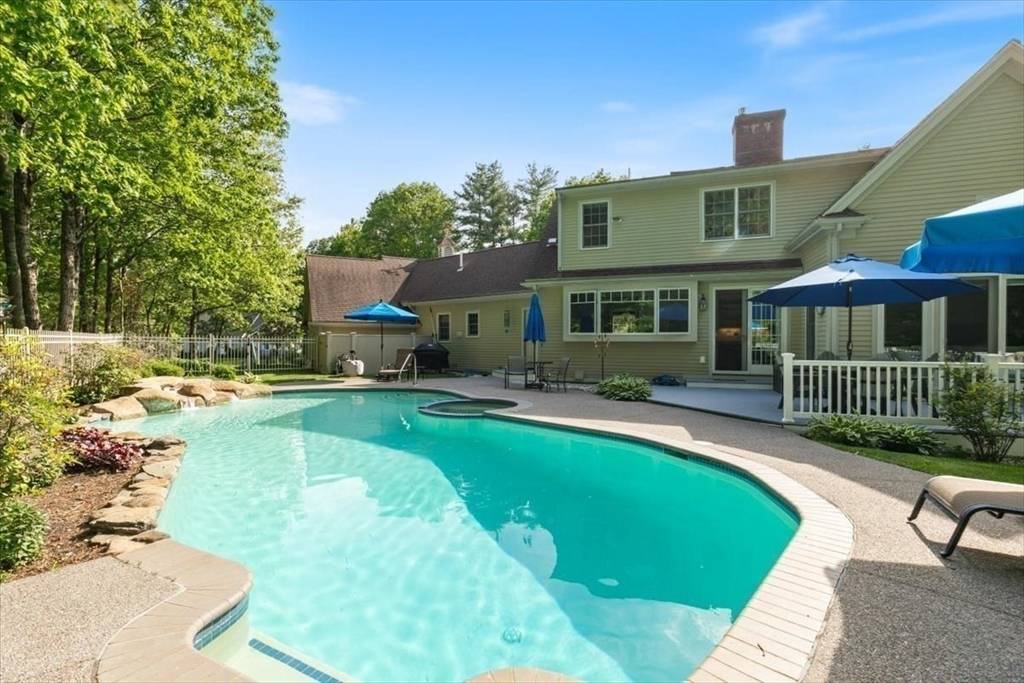 Boxford, MA 01921,9 Perley Ln