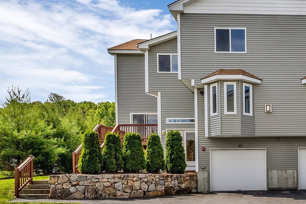 Ashland, MA 01721,28 John Hancock Dr #28