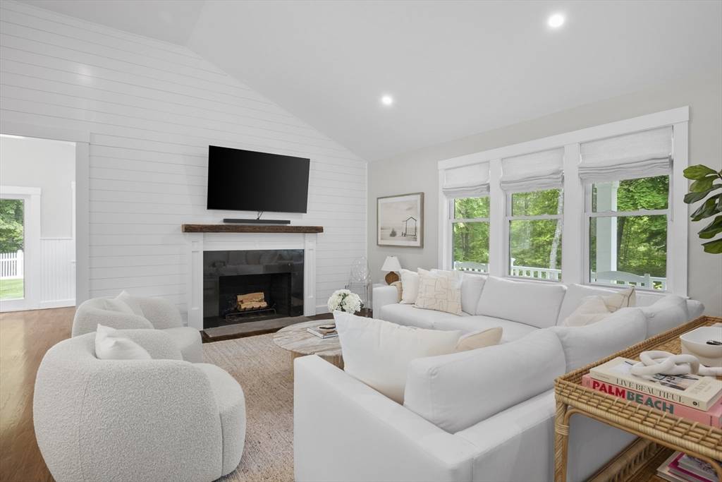 1 Molony Drive Barnstable, MA 02632