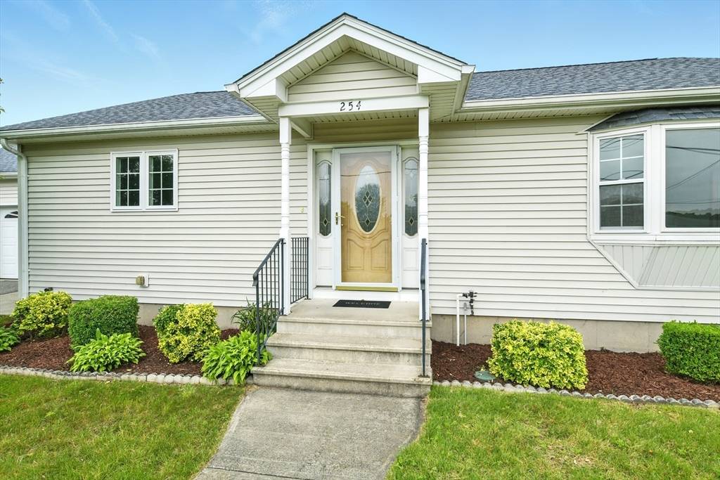 Springfield, MA 01118,254 Island Pond Rd