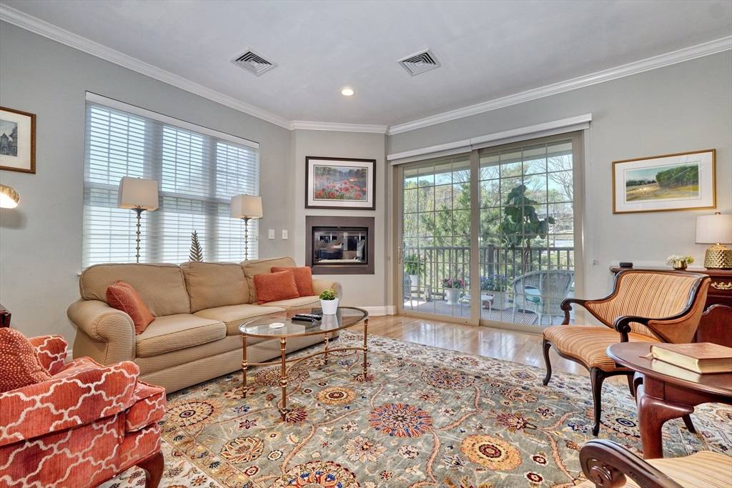 Canton, MA 02021,59 Walpole Street #202