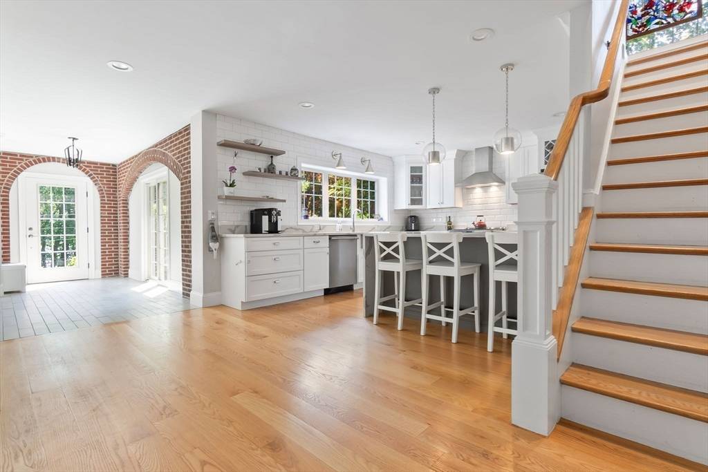 418 Mystic St Arlington, MA 02474