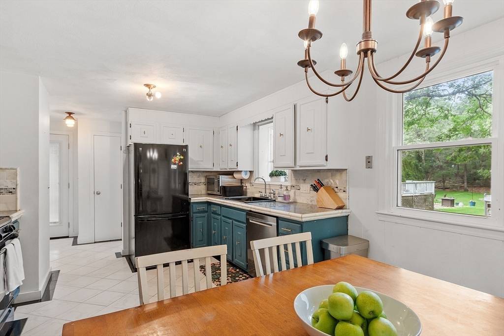 Waltham, MA 02451,54 Rosemont Ave