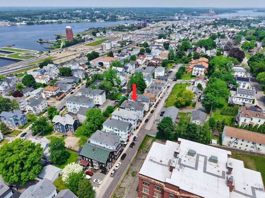 Fall River, MA 02720,62-64 School St