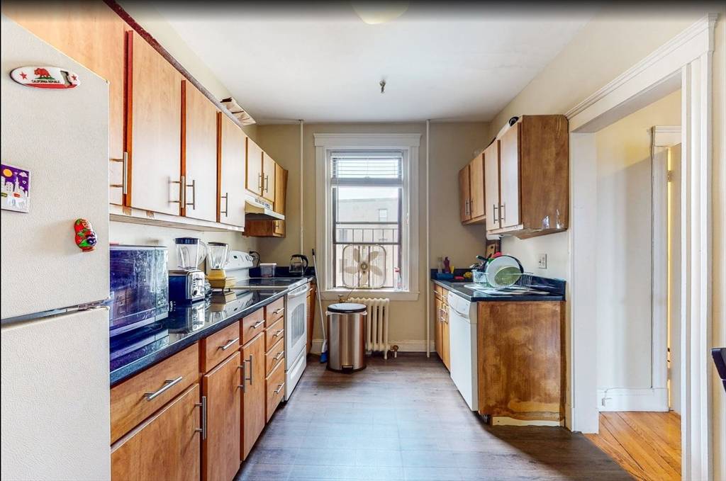 Boston, MA 02135,6 Sutherland Road #45