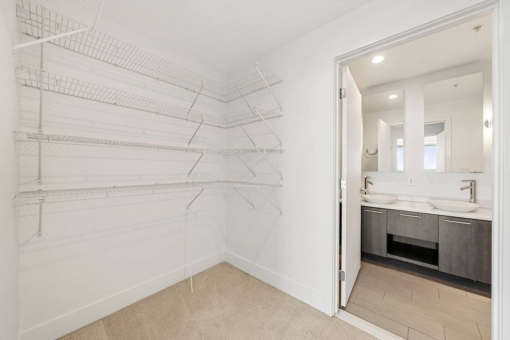 110 Stuart St #19H Boston, MA 02116