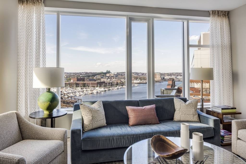 Boston, MA 02114,100 Lovejoy Wharf #PH2E