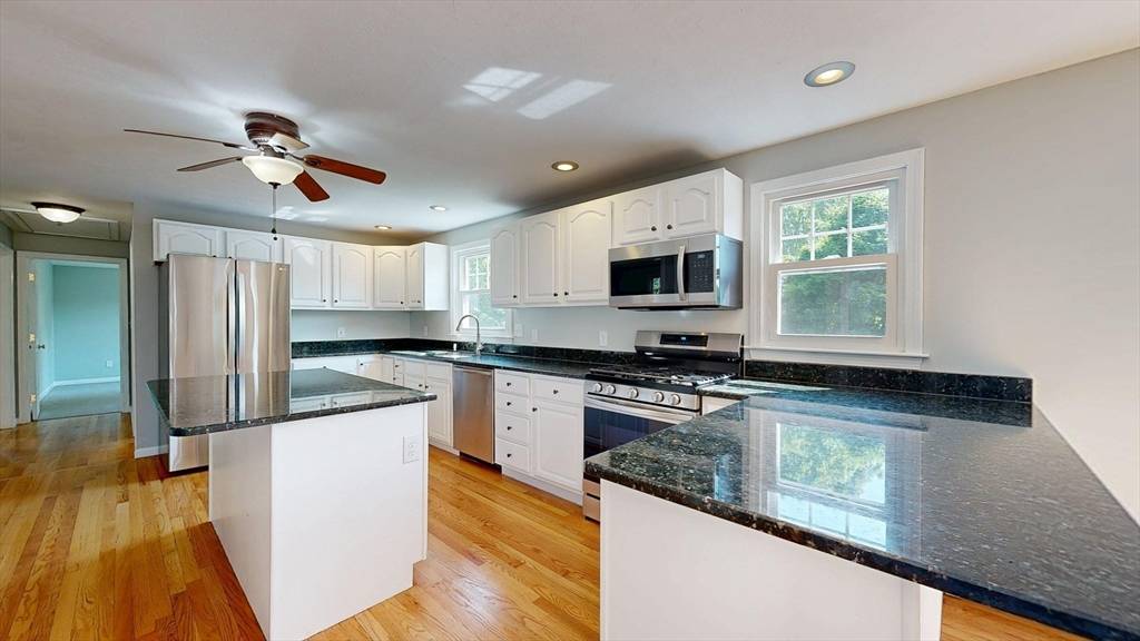 12 Prouty Lane Rutland, MA 01543