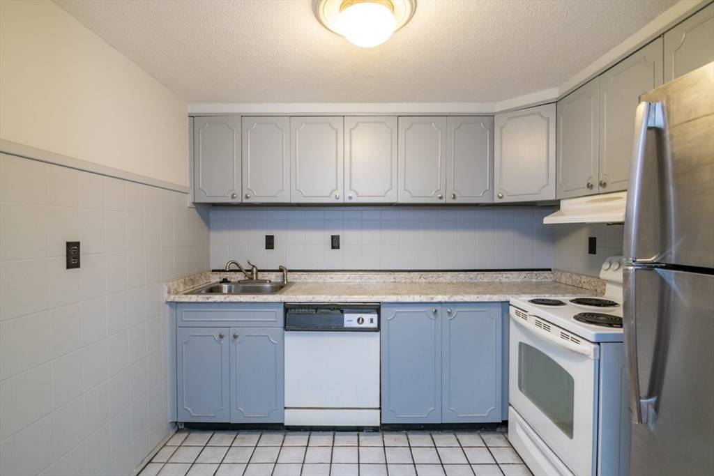 Springfield, MA 01105,101 Mulberry St #506
