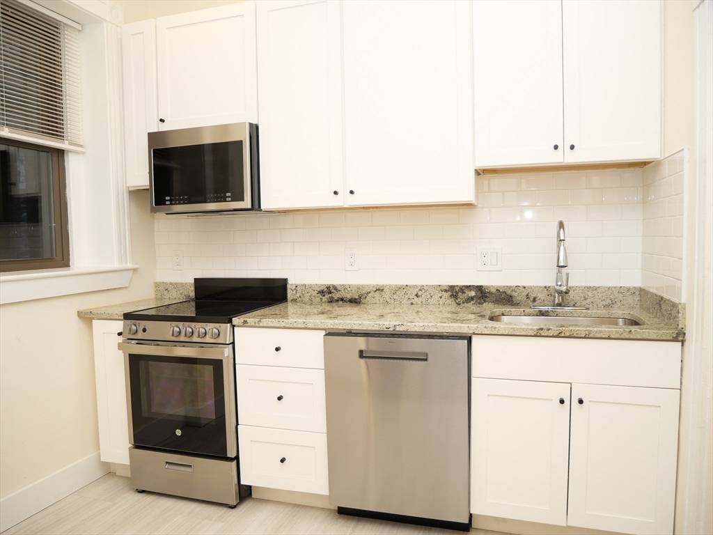 Brookline, MA 02446,1378 Beacon #4