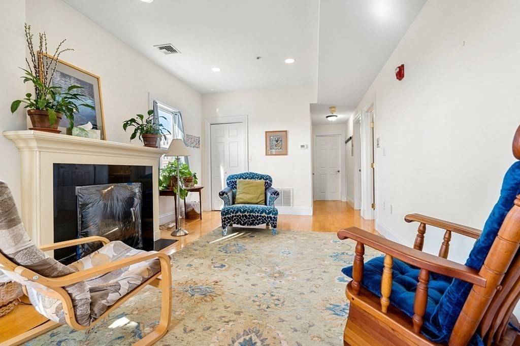 Somerville, MA 02144,210 Summer Street #3