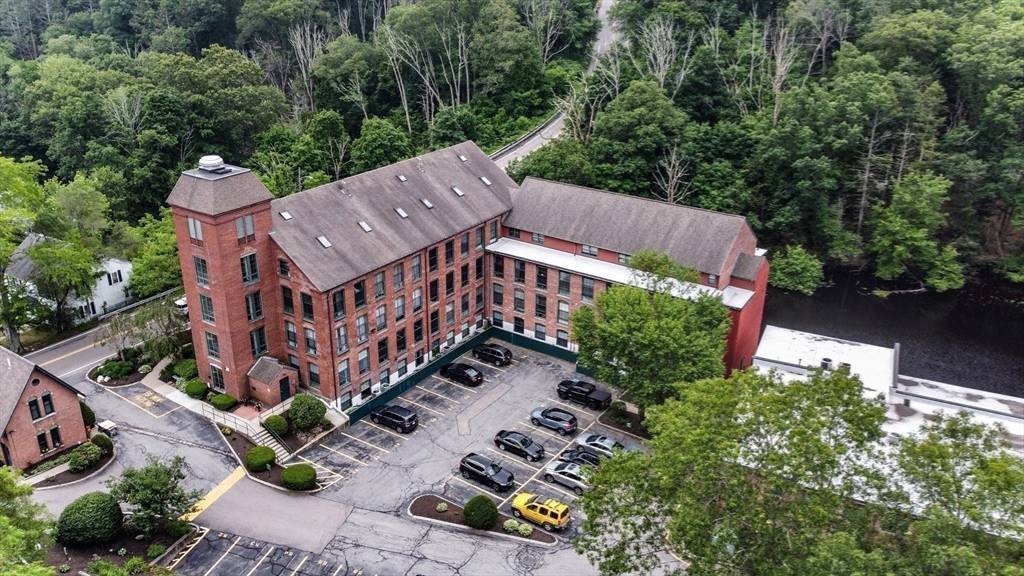 Medway, MA 02053,14 Sanford St #21