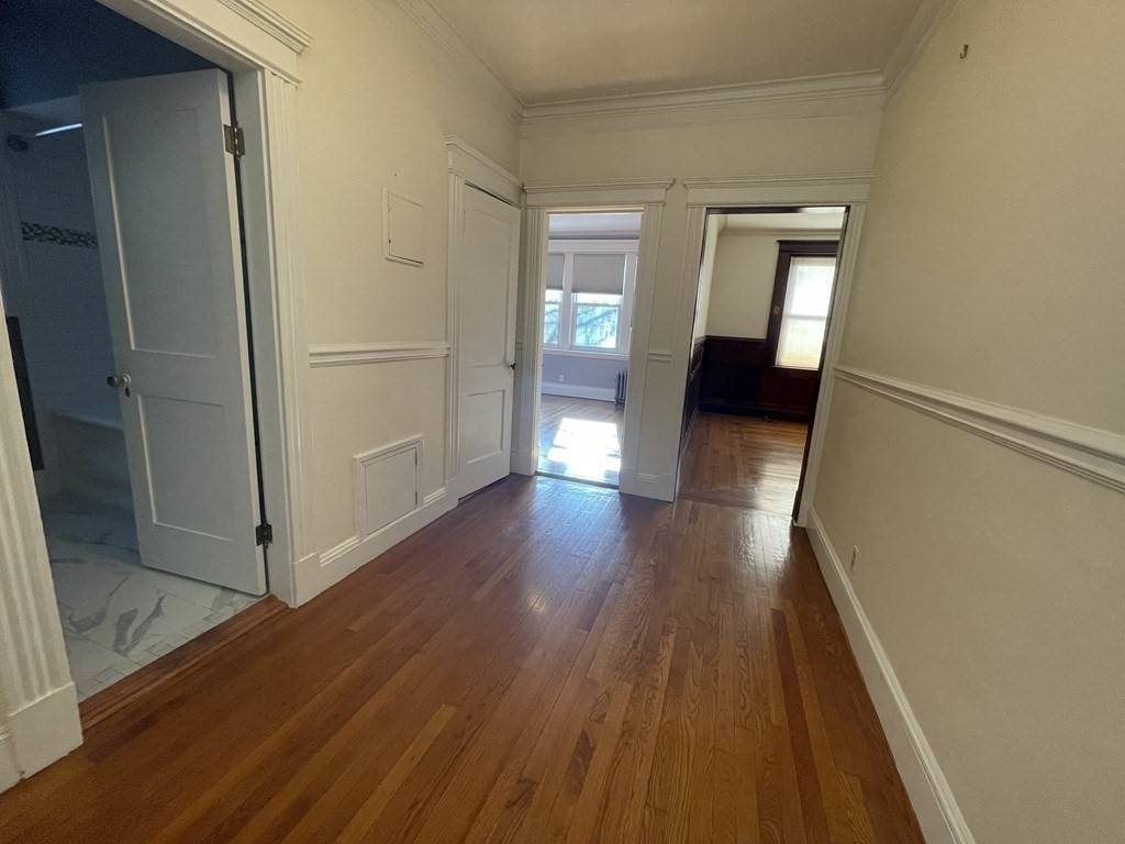 Brookline, MA 02446,25 Stearns Road #4