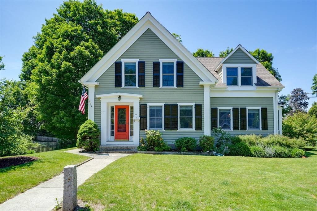 Holliston, MA 01746,21 Mechanic St